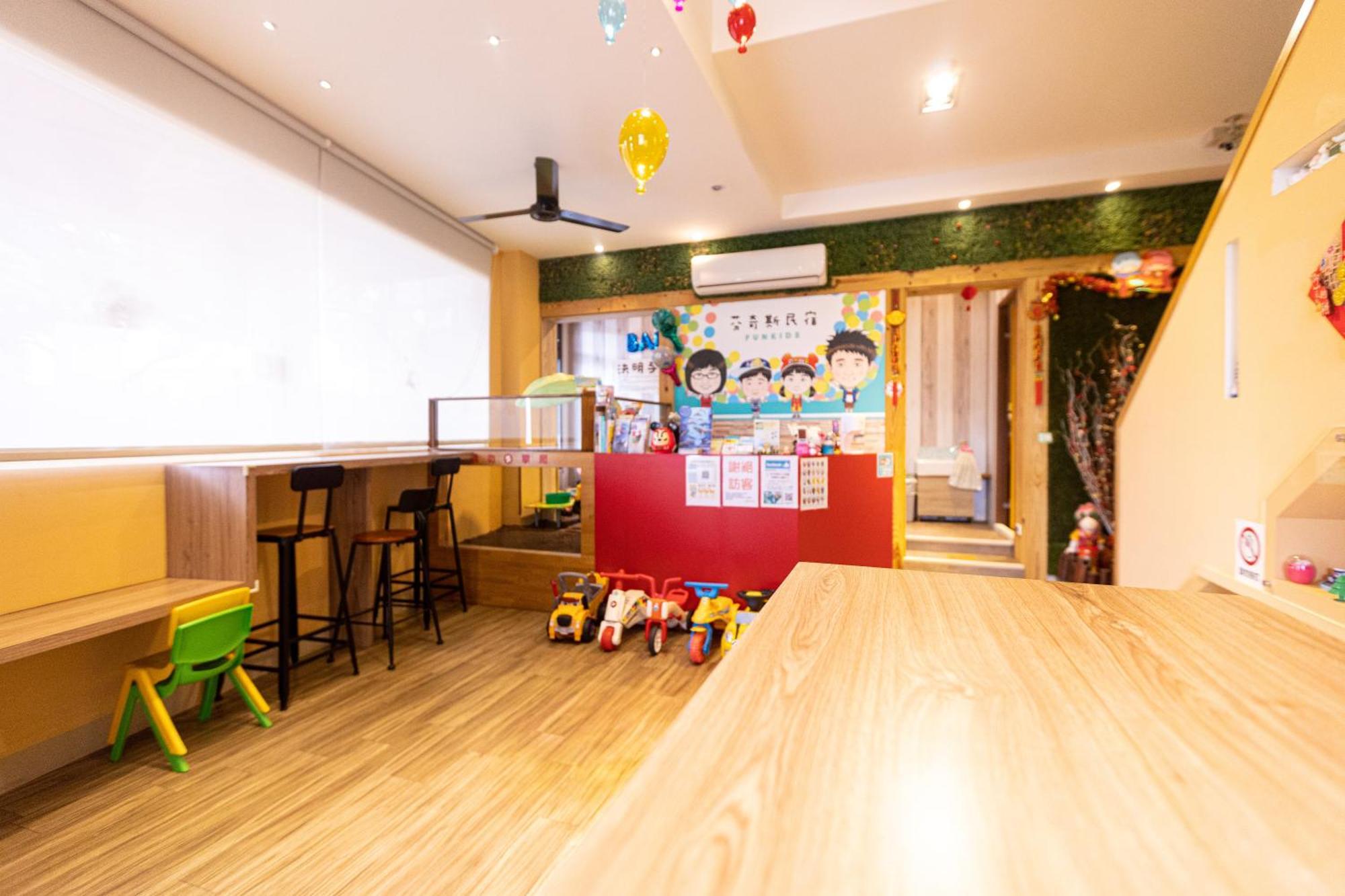 Fun Kids B&B Hualien Buitenkant foto